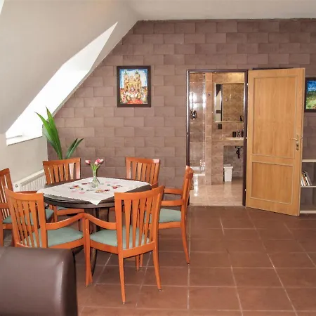Holiday Vila Montana Semesterbostad